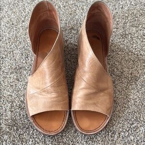 Free People Light Brown Leather Sandals